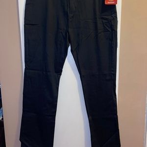 Woman Classic Fit Straight Leg Pants